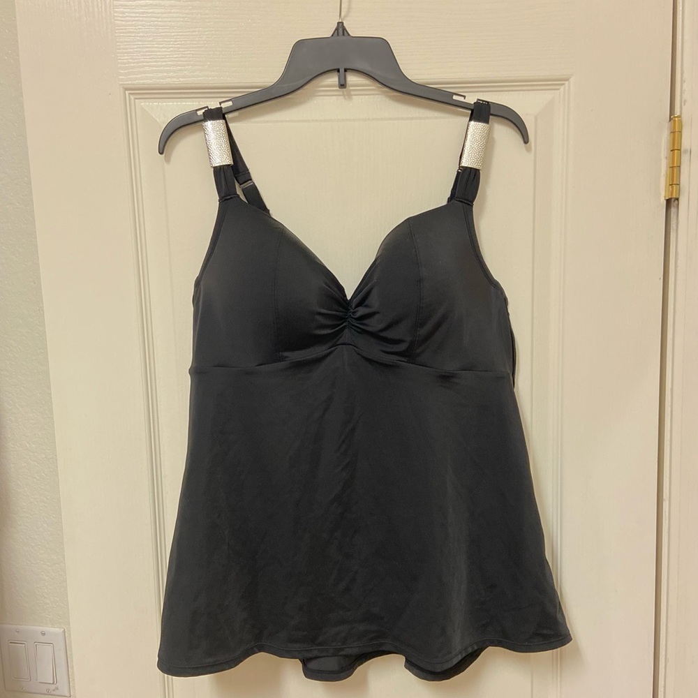 Lane Bryant Relaxed Underwire Swim Tankini Top